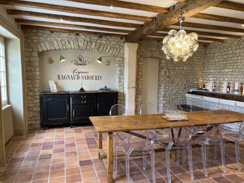 Réalisation salle de réunion/dégustation