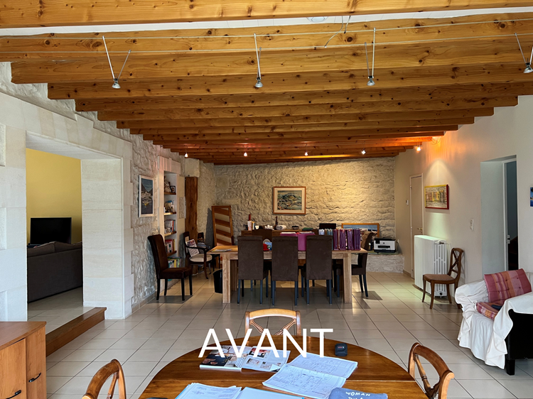 Avant - Coté salle à manger, vue sur le bureau dans même espace