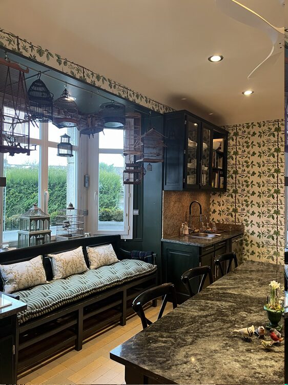 Cuisine principale - Harmonisation avec nouvelle tapisserie (P.Frey Espalier-Prairie) 