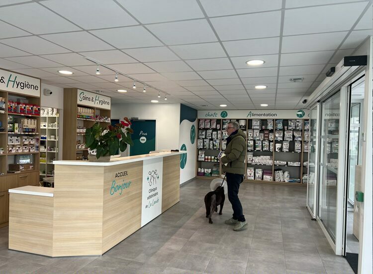 L'accueil avec vue sur le meuble Pet Food - Meuble alimentation dessiné et conçu sur mesure