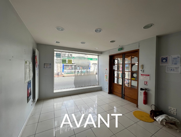 Avant - Vue coté entrée (vitrine rue)