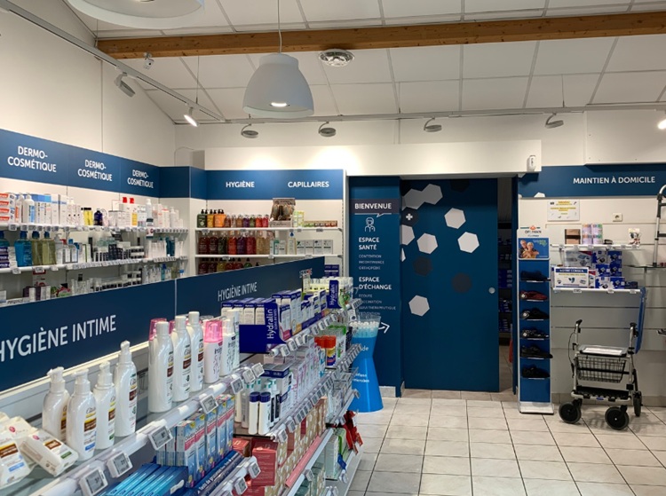 Après : Vue coté cabine orthopédie avec porte fermée