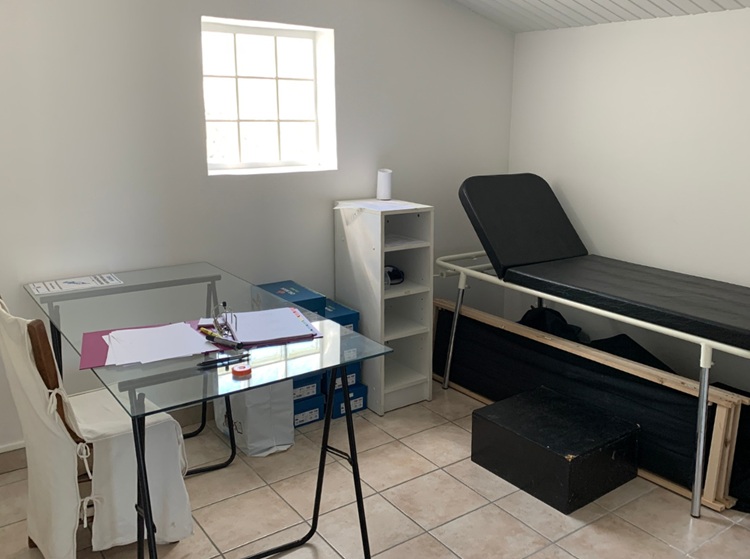 Salle de confidentialité/vaccination/suivi thérapeutique/prévention